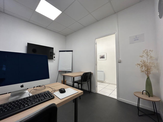 Salle n°21, salle de réunion pour 3 personnes